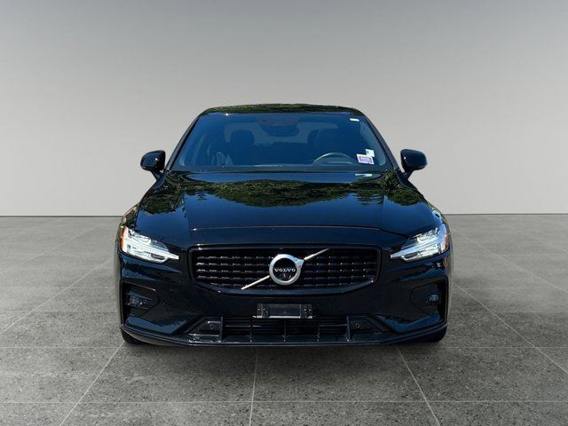 2021 Volvo S60 R-Design