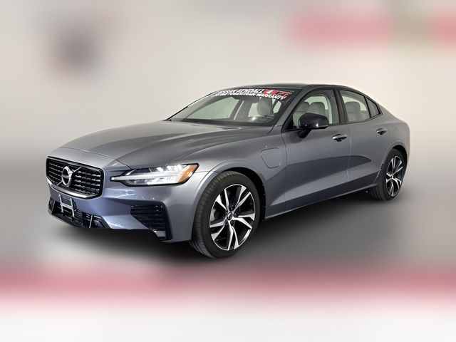 2021 Volvo S60 R-Design Expression