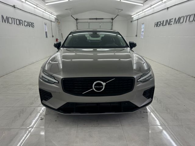 2021 Volvo S60 R-Design Expression