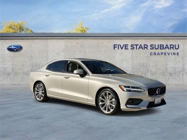 2021 Volvo S60 Momentum