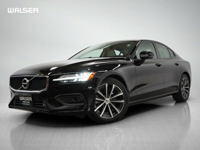 2021 Volvo S60 Momentum