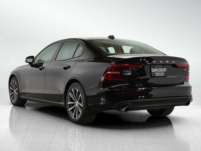 2021 Volvo S60 Momentum