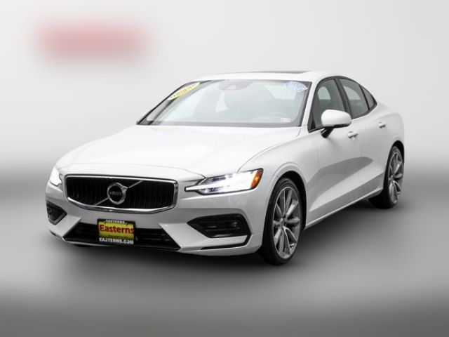2021 Volvo S60 Momentum