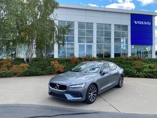 2021 Volvo S60 Momentum