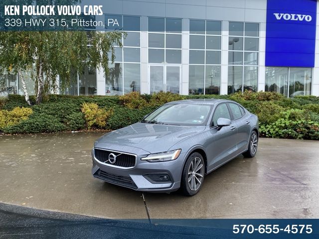 2021 Volvo S60 Momentum