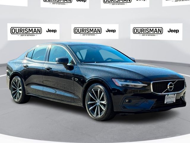 2021 Volvo S60 Momentum