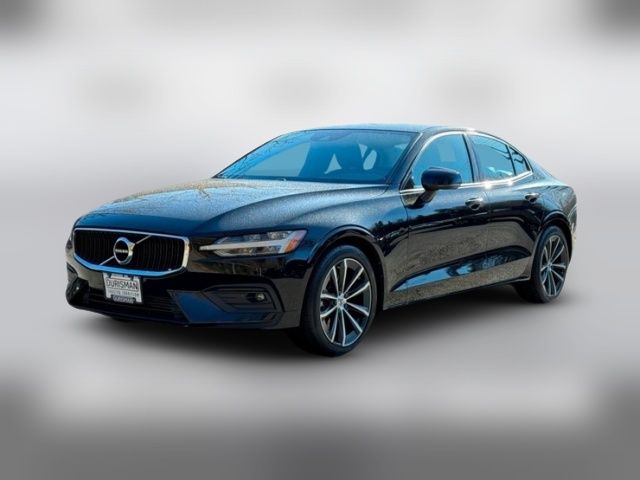2021 Volvo S60 Momentum