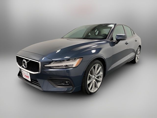 2021 Volvo S60 Momentum