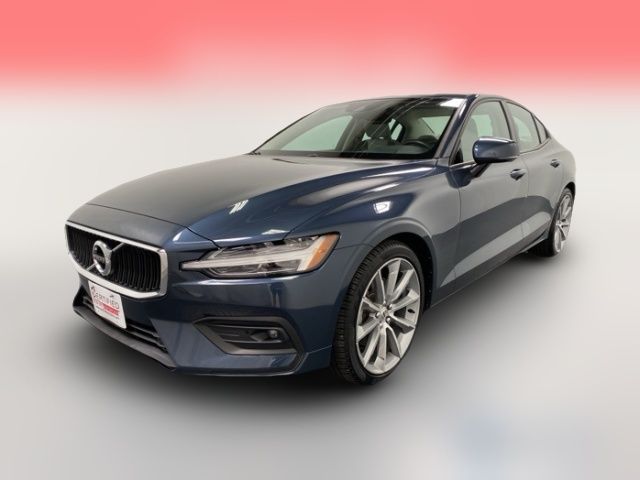 2021 Volvo S60 Momentum