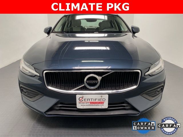 2021 Volvo S60 Momentum