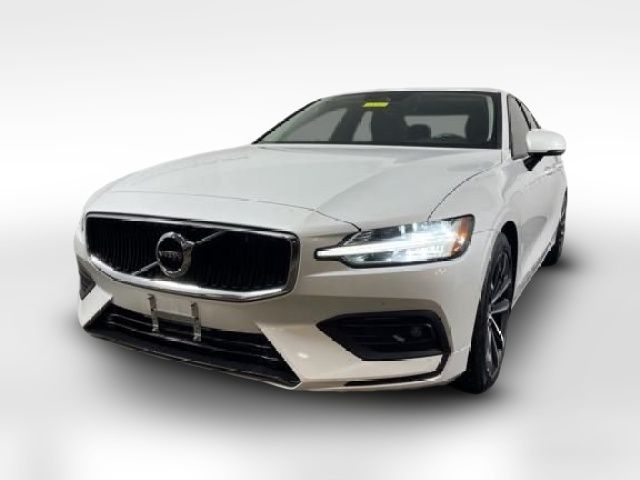 2021 Volvo S60 Momentum