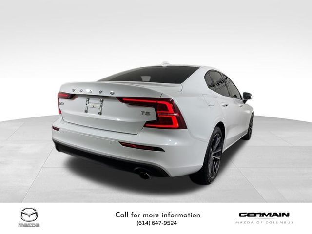 2021 Volvo S60 Momentum