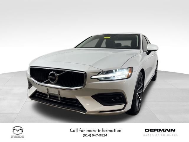 2021 Volvo S60 Momentum