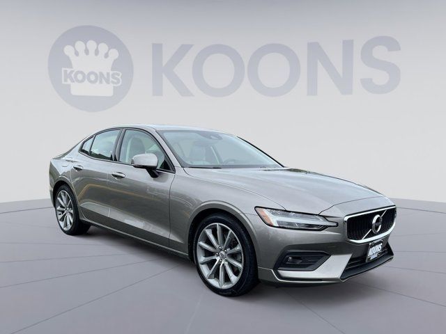 2021 Volvo S60 Momentum