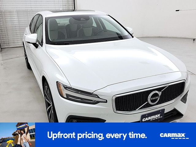 2021 Volvo S60 Momentum