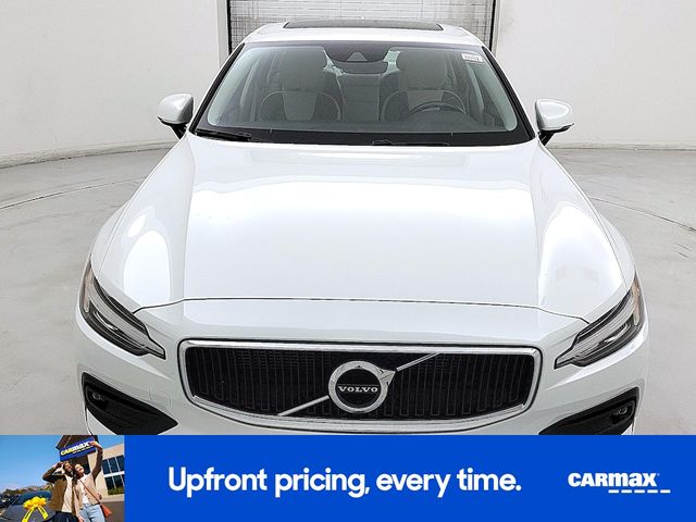 2021 Volvo S60 Momentum