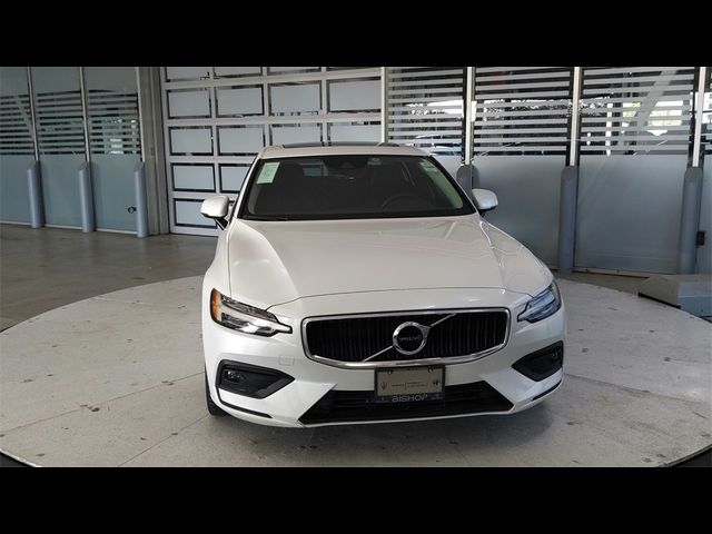 2021 Volvo S60 Momentum