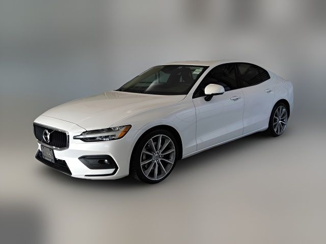 2021 Volvo S60 Momentum