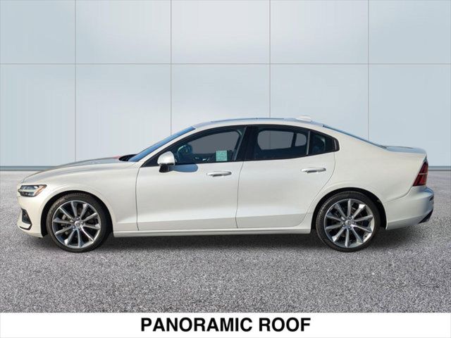 2021 Volvo S60 Momentum