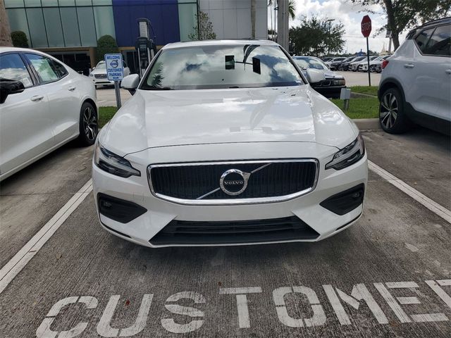 2021 Volvo S60 Momentum