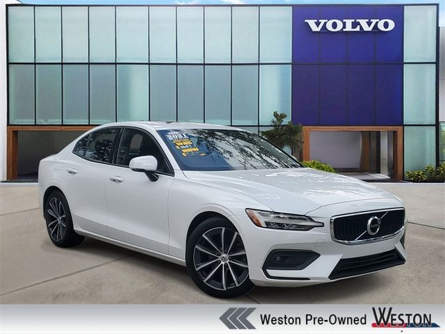 2021 Volvo S60 Momentum