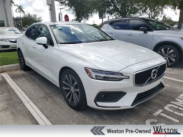 2021 Volvo S60 Momentum