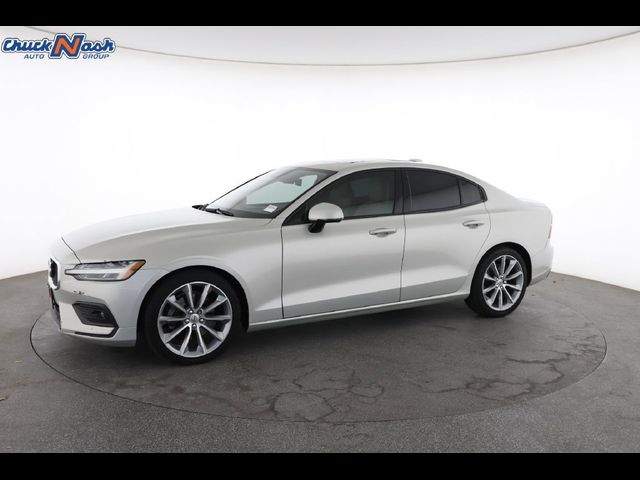 2021 Volvo S60 Momentum