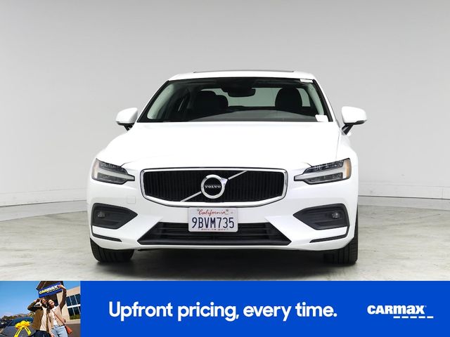 2021 Volvo S60 Momentum