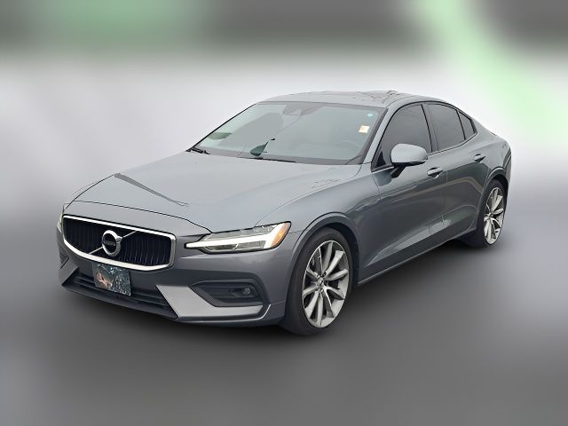 2021 Volvo S60 Momentum