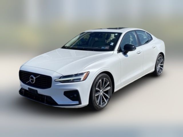 2021 Volvo S60 Momentum