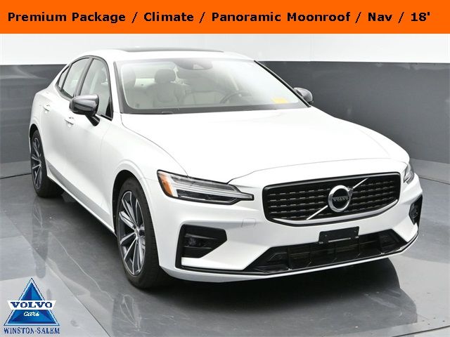 2021 Volvo S60 Momentum