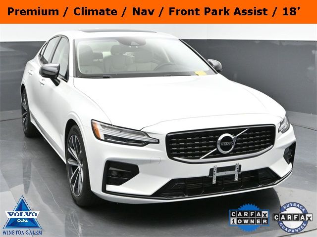 2021 Volvo S60 Momentum