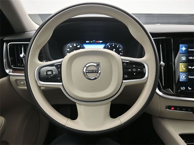 2021 Volvo S60 Momentum