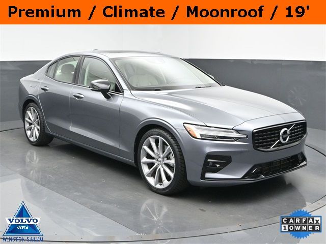 2021 Volvo S60 Momentum