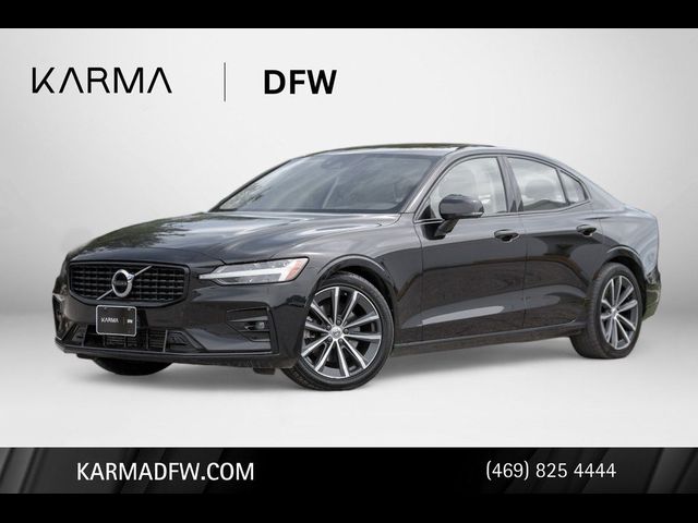 2021 Volvo S60 Momentum