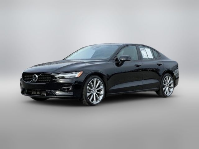 2021 Volvo S60 Momentum