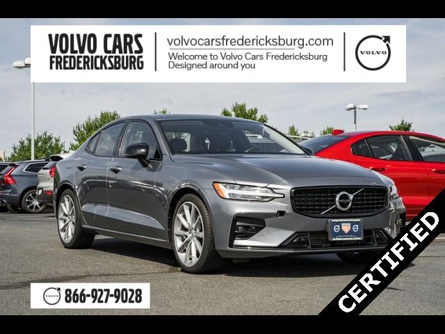 2021 Volvo S60 Momentum