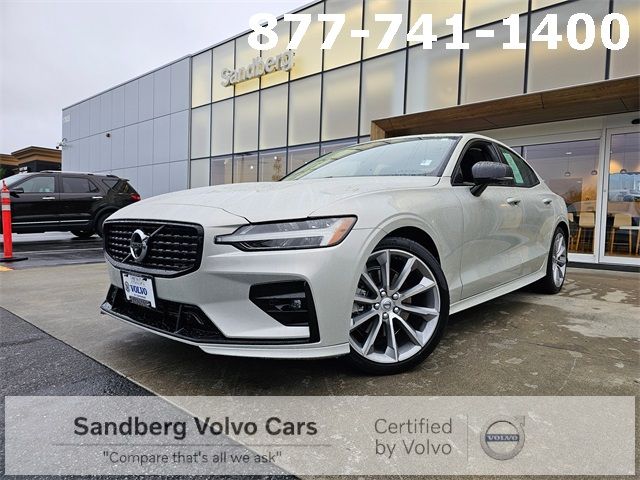 2021 Volvo S60 Momentum