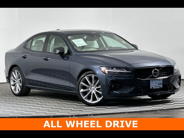 2021 Volvo S60 Momentum