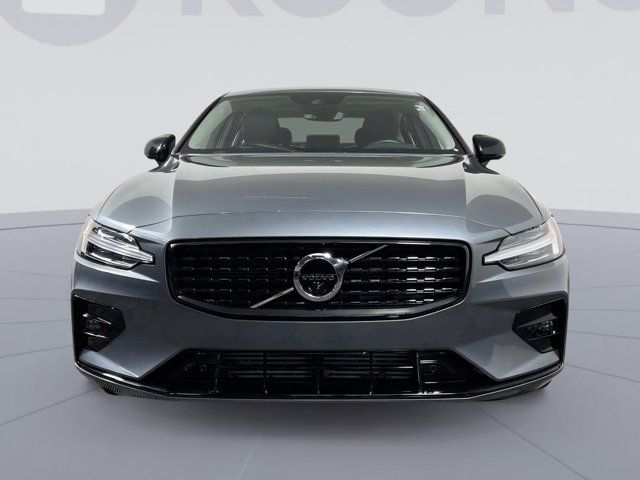 2021 Volvo S60 Momentum