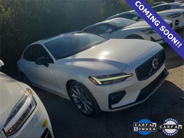 2021 Volvo S60 Momentum