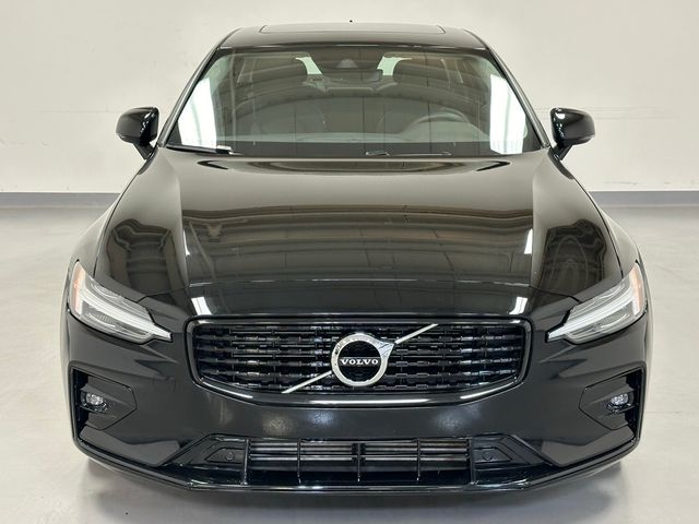 2021 Volvo S60 Momentum