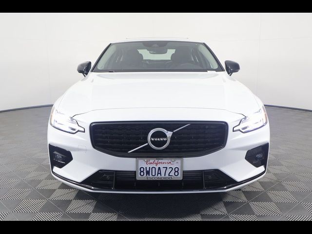 2021 Volvo S60 Momentum