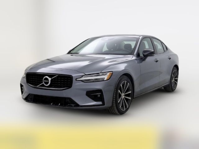 2021 Volvo S60 Momentum