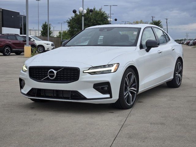 2021 Volvo S60 R-Design