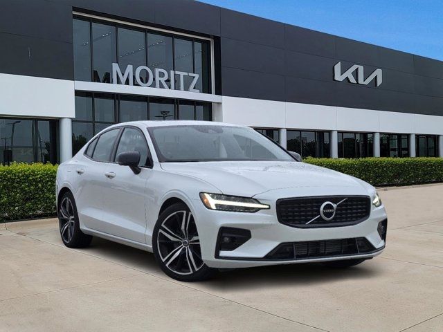 2021 Volvo S60 R-Design