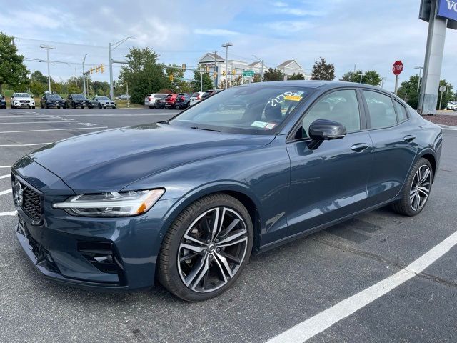 2021 Volvo S60 R-Design