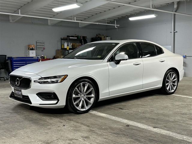 2021 Volvo S60 Momentum