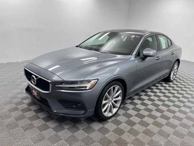 2021 Volvo S60 Momentum