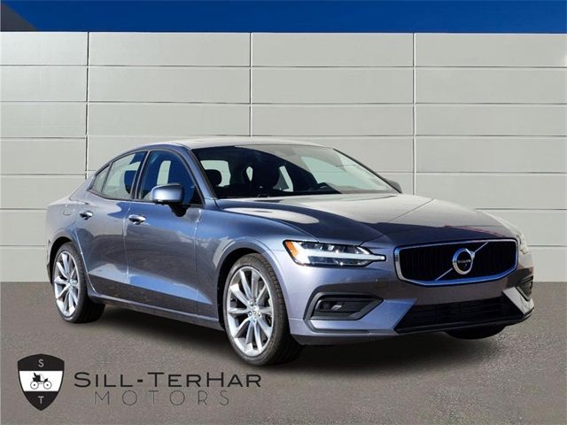 2021 Volvo S60 Momentum